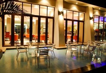 BON Hotel Waterfront Richards Bay 4*