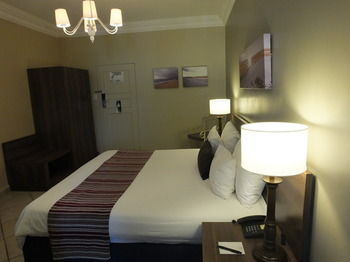 Premier Hotel The Richards 4*