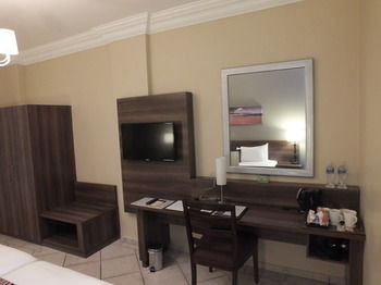 Premier Hotel The Richards 4*