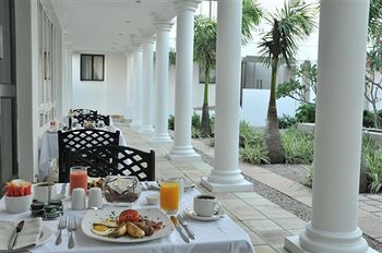Premier Hotel The Richards 4*