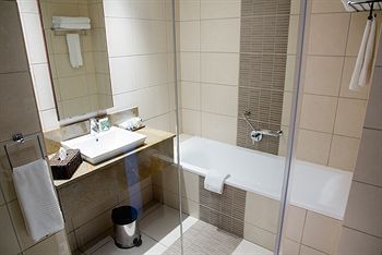 Premier Hotel Midrand 4*