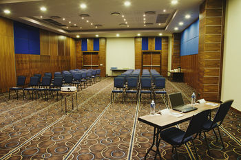 Premier Hotel Midrand 4*