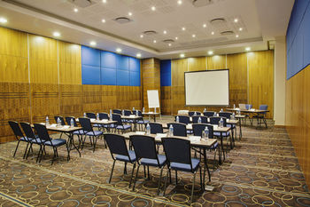 Premier Hotel Midrand 4*