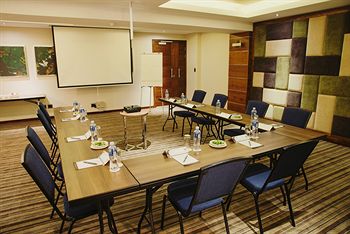 Premier Hotel Midrand 4*