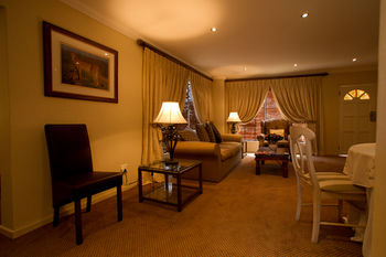 Little Tuscany Boutique Hotel 4*