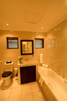Little Tuscany Boutique Hotel 4*