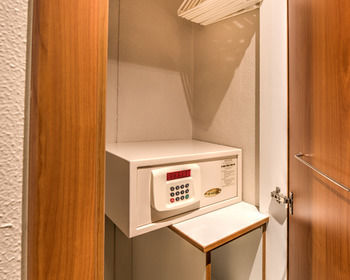 Town Lodge Johannesburg Airport 2*