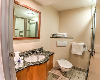 Town Lodge Johannesburg Airport 2*