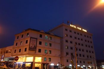 Fair Park Hotel 2*