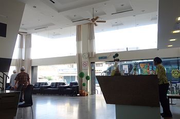 Fair Park Hotel 2*