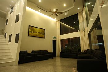 Fair Park Hotel 2*