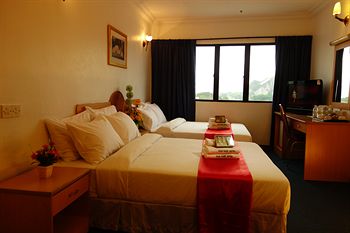 Fair Park Hotel 2*