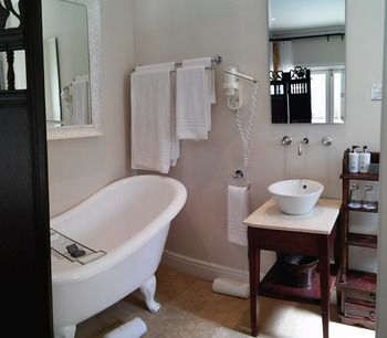 The Devon Valley Hotel 4*