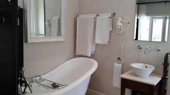The Devon Valley Hotel 4*