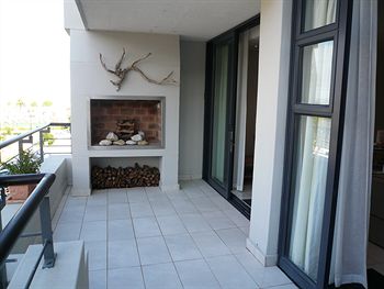 Whale Coast All Suite Hotel 4*
