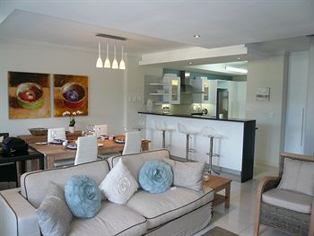 Whale Coast All Suite Hotel 4*