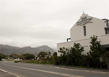 Whale Coast All Suite Hotel 4*