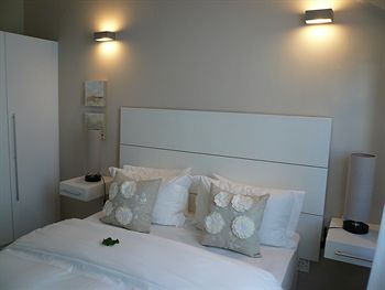 Whale Coast All Suite Hotel 4*