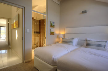 Whale Coast All Suite Hotel 4*