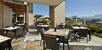 Oubaai Hotel Golf & Spa 4*