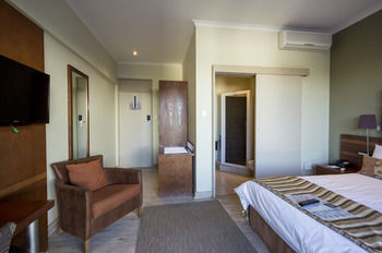 Protea Hotel by Marriott Upington 4*