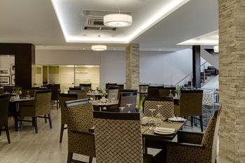 Protea Hotel by Marriott Upington 4*