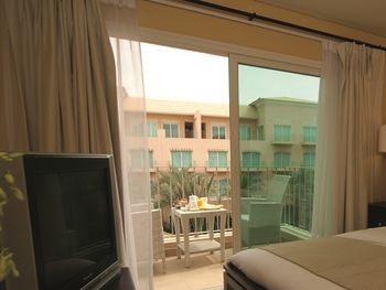 Movenpick Hotel & Resort Al Bida'a Kuwait 5*