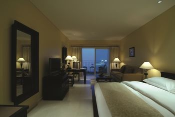 Movenpick Hotel & Resort Al Bida'a Kuwait 5*