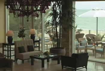 Movenpick Hotel & Resort Al Bida'a Kuwait 5*