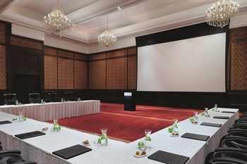 Movenpick Hotel & Resort Al Bida'a Kuwait 5*
