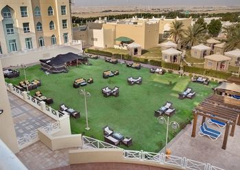 Copthorne Al Jahra Hotel & Resort 4*
