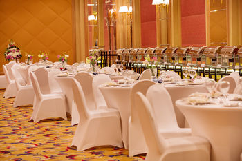 Copthorne Al Jahra Hotel & Resort 4*