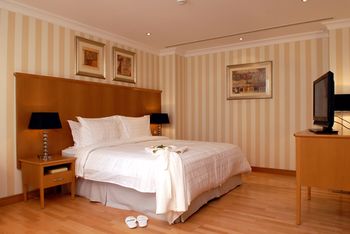Copthorne Al Jahra Hotel & Resort 4*