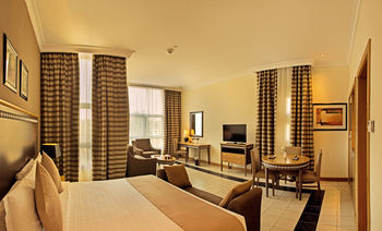Copthorne Al Jahra Hotel & Resort 4*