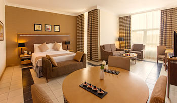 Copthorne Al Jahra Hotel & Resort 4*