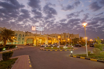 Copthorne Al Jahra Hotel & Resort 4*