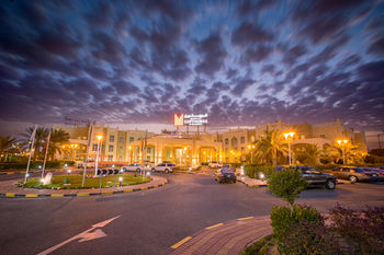 Copthorne Al Jahra Hotel & Resort 4*