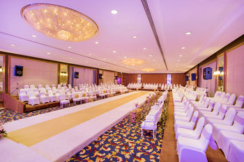 Copthorne Al Jahra Hotel & Resort 4*