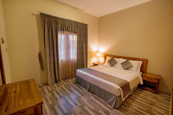 Copthorne Al Jahra Hotel & Resort 4*