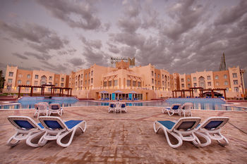 Copthorne Al Jahra Hotel & Resort 4*