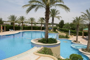 Copthorne Al Jahra Hotel & Resort 4*