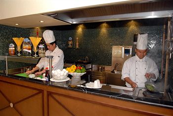 Copthorne Al Jahra Hotel & Resort 4*