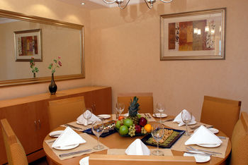 Copthorne Al Jahra Hotel & Resort 4*