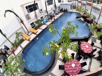 Truntum Padang 4*