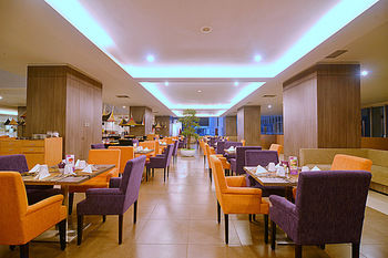 Truntum Padang 4*