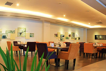 Truntum Padang 4*
