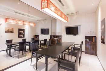 Charis Hotel 3*