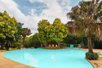 First Group Magalies Park 0*