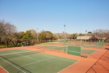 First Group Magalies Park 0*