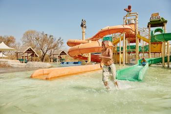 First Group Magalies Park 0*